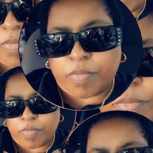 Meet your Posher, Pamela